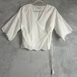 ✨ 2/$35 Cupcakes and Cashmere Blouse Top White Eyelet Wrap Kimono Sleeve M